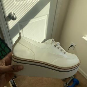 Jessica Simpson super cute clear shoes worn once..